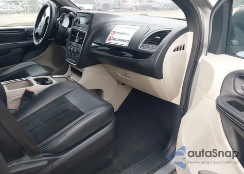 2017 Dodge Grand Caravan Sxt z USA, uszkodzony, nr VIN 2C4RDGCG5HR589125